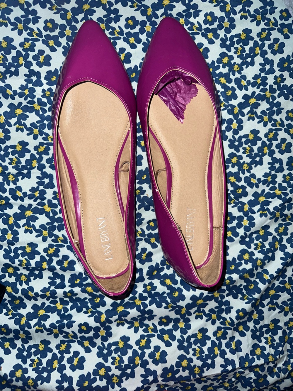 Lane Bryant Magenta Pointed Toe Ballet Flats